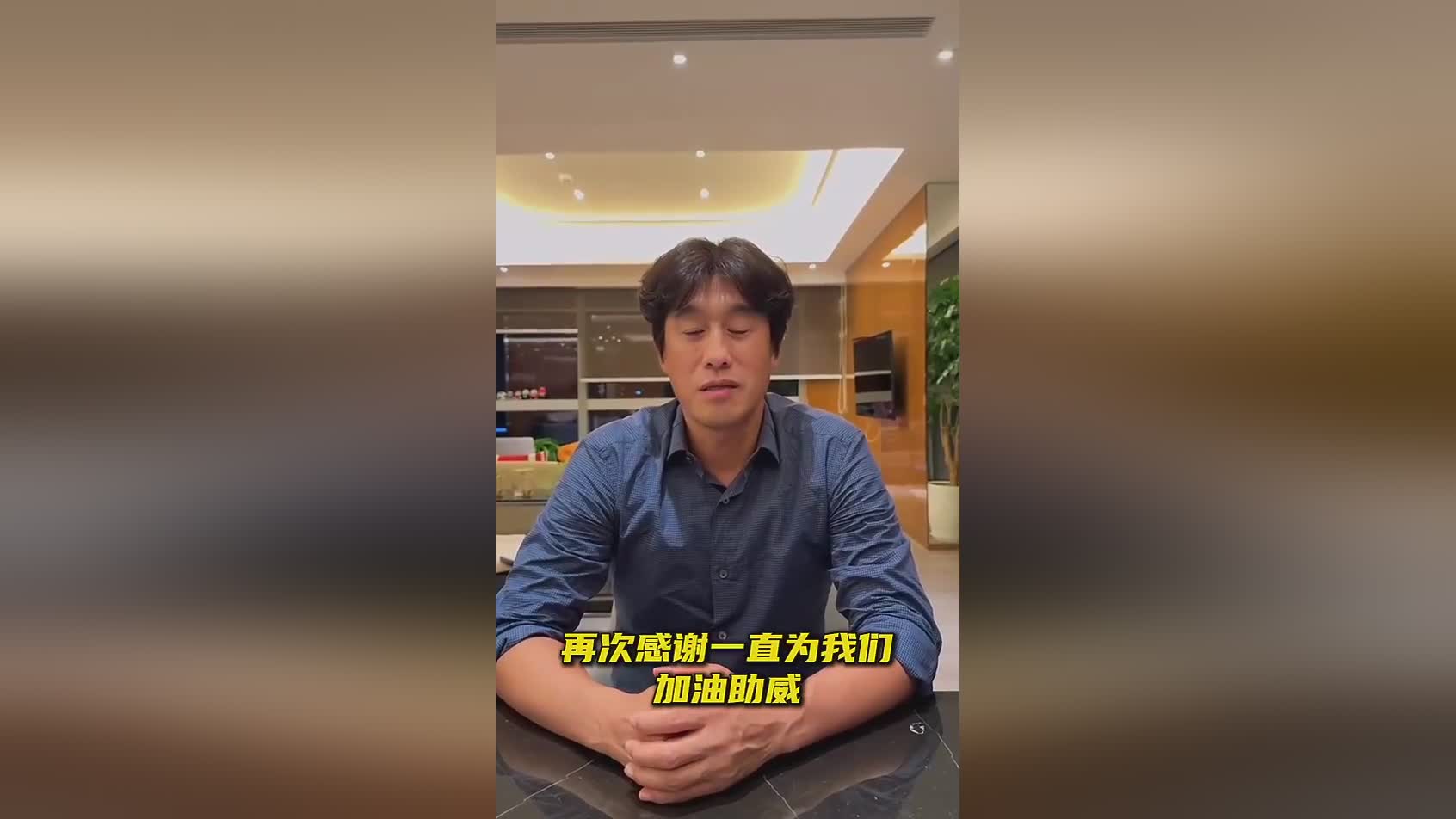 TIFO, 的巨型TI, jpg