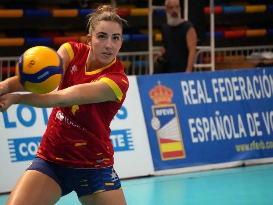 西班牙女排, 人的坚持