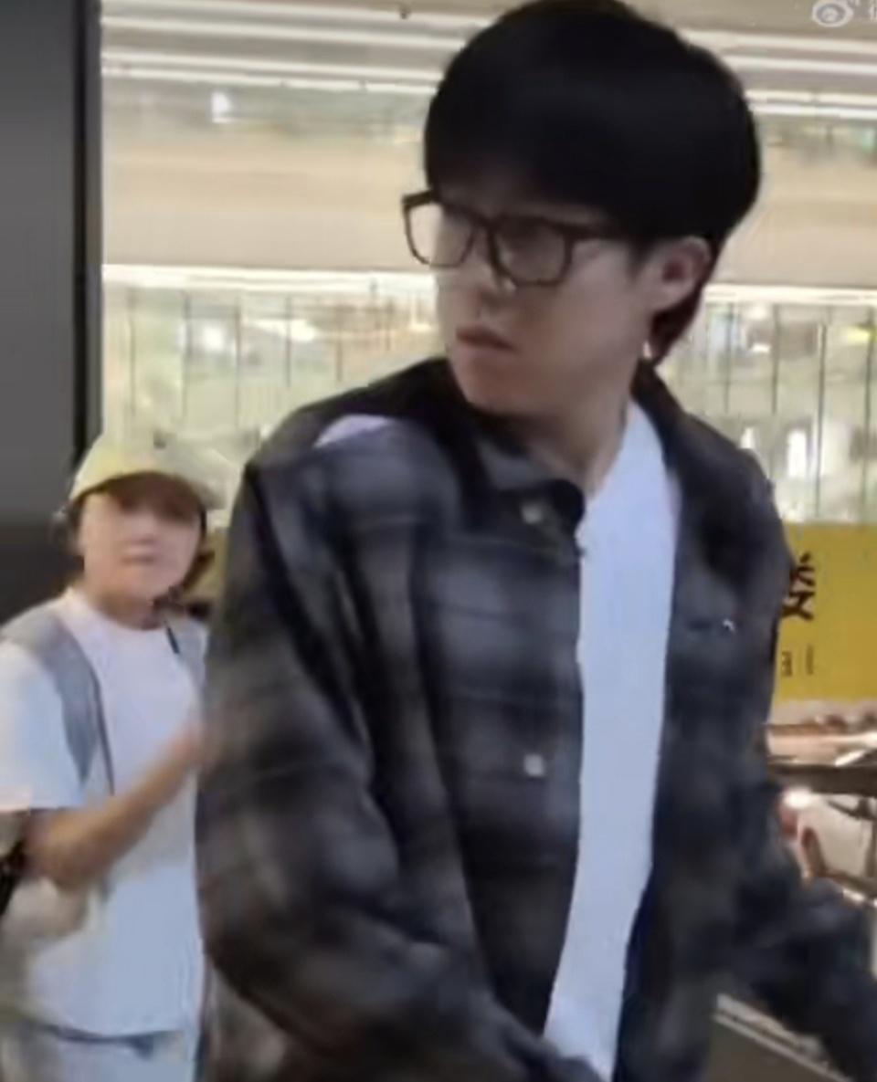 wlm, 还开着闪光 wlm, 还开着闪光